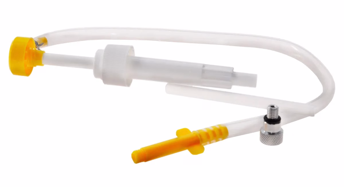 Vaihteistoöljypumppu peräöljylle 3/8"-16 kierre ja adapteri 8mm